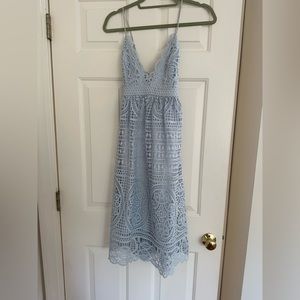 Bardot size 6/small blue lace midi dress